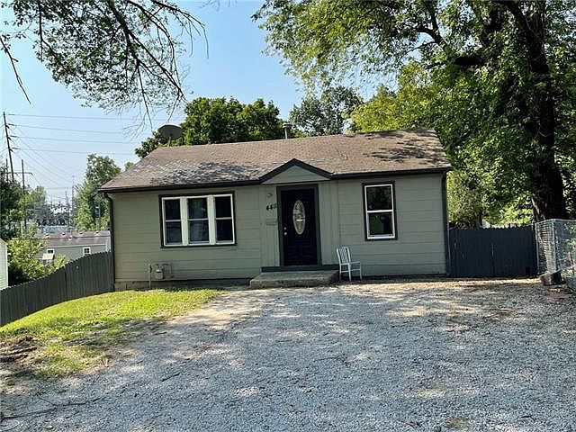 1st image of 4411 Claudine Ln