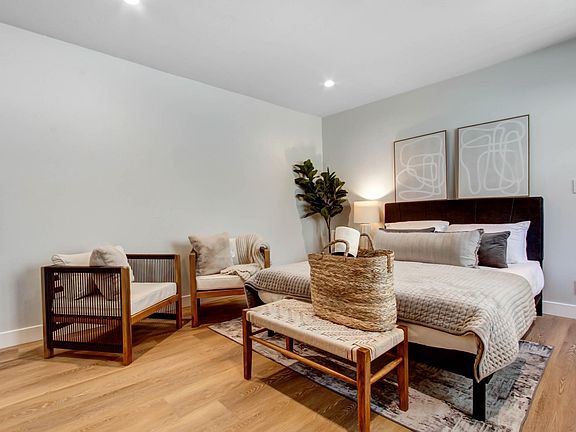 2nd image of 4603 Don Pio Dr #B