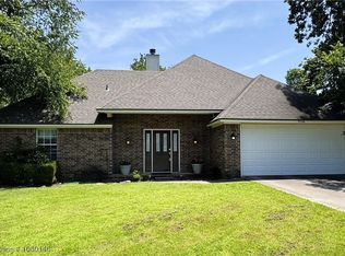 9506 Londonderry Ct, Fort Smith, AR 72908