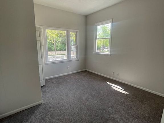 5th image of 914 N 40th St Unit 1