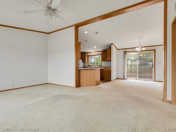 3rd image of 22 Ridgeway