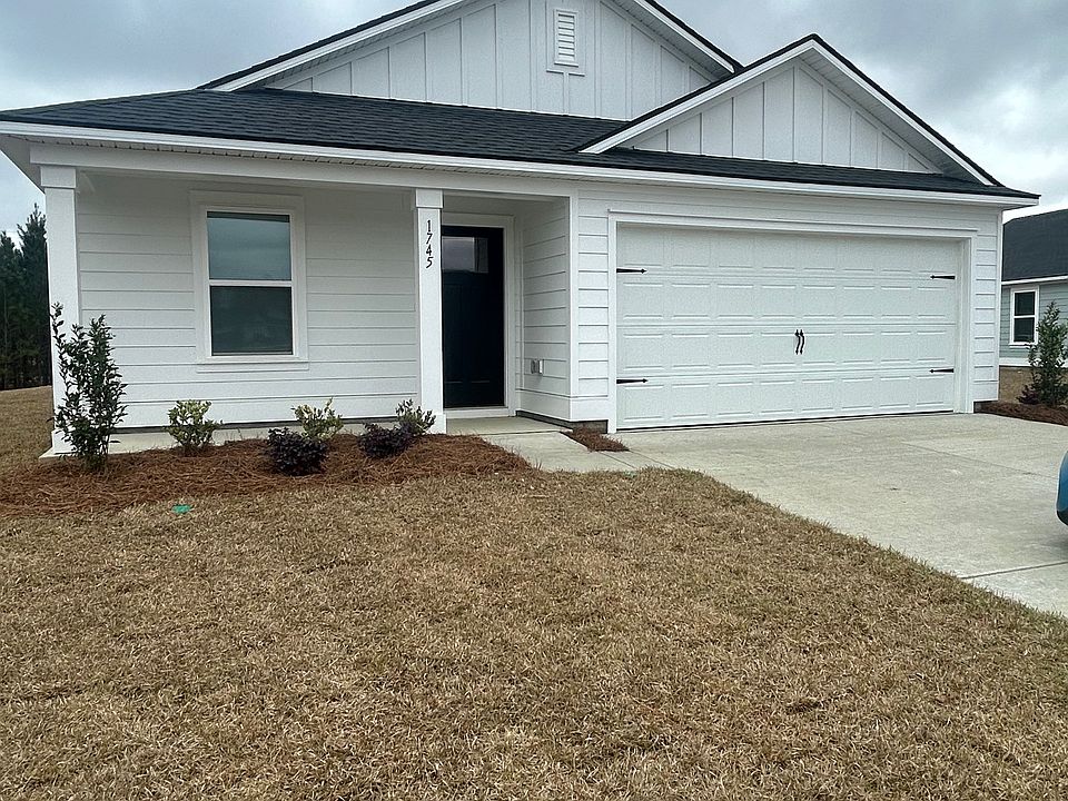 1st image of 1745 King Oaks Loop