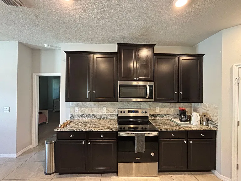 8288 SW 59th Ave — Photo 8
