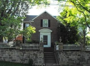 9501 Thornhill Rd, Silver Spring, MD 20901