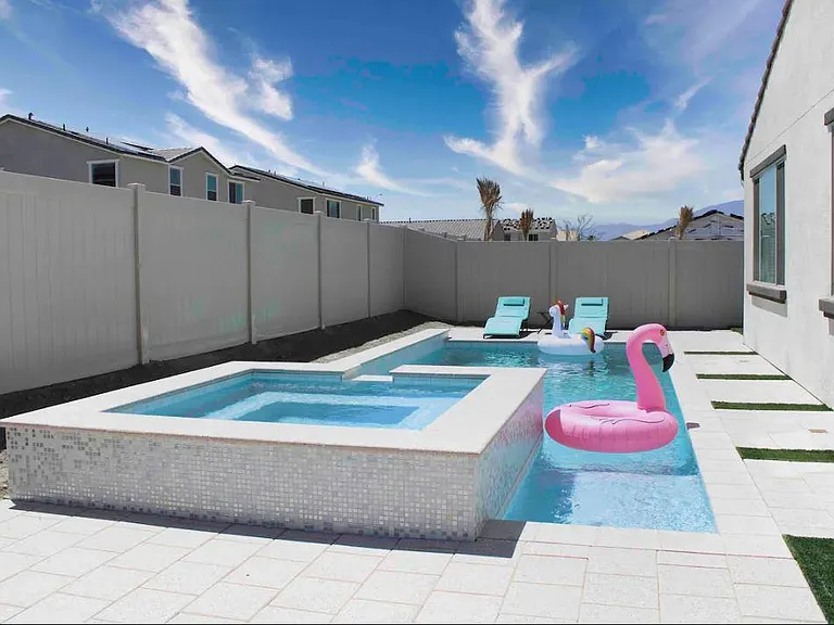 50616 Calle Cervantes — Photo 8