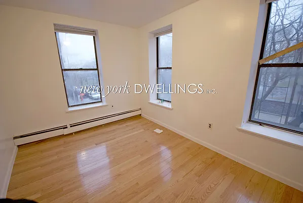 Rented by New York Dwellings LLC | media 4