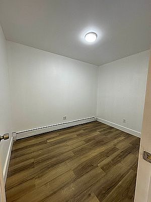 5th image of 11 Hunterfly Pl #5