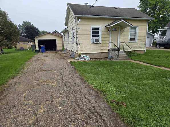 116 Waupun St, Friesland, WI 53935
