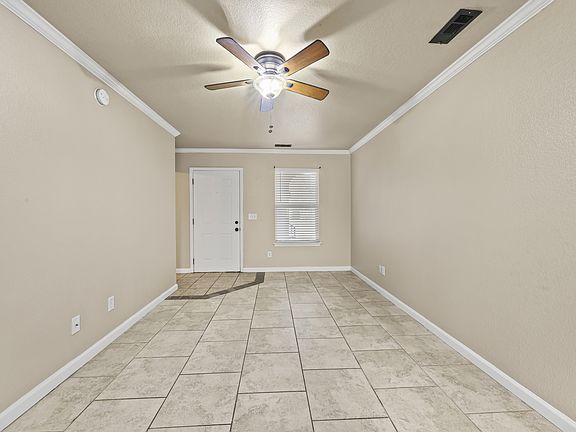 2nd image of 2060 N Leverett Ave APT 7