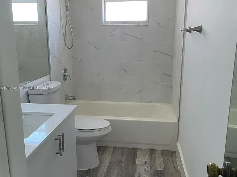 406 NW 68th Ave #526 — Photo 9