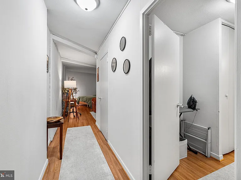 224 W Rittenhouse Sq #30-1002 — Photo 3