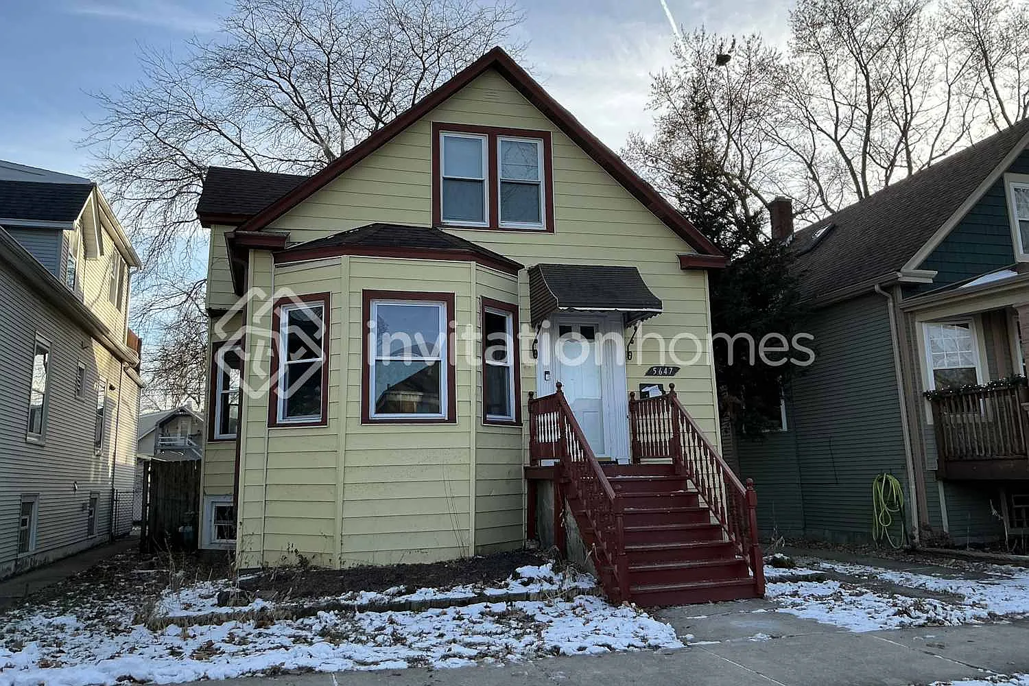 5647 W Berenice Ave Chicago, IL 60634 — Photo 1