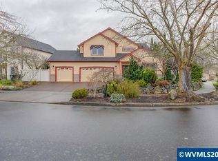 4374 Log Dr NE, Salem, OR