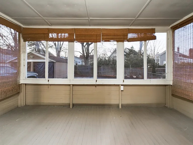 25 Rowe St #1 — Photo 13