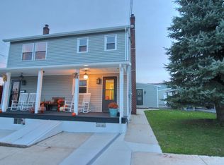 27 E Ruddle St, Coaldale, PA 18218