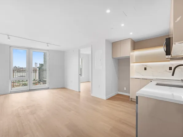 16 West Street 304 image 1 of 24