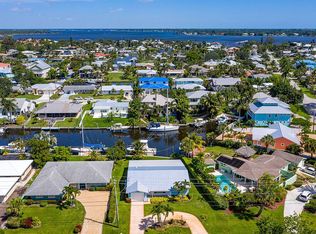 1669 SW Dyer Point Rd, Palm City, FL 34990