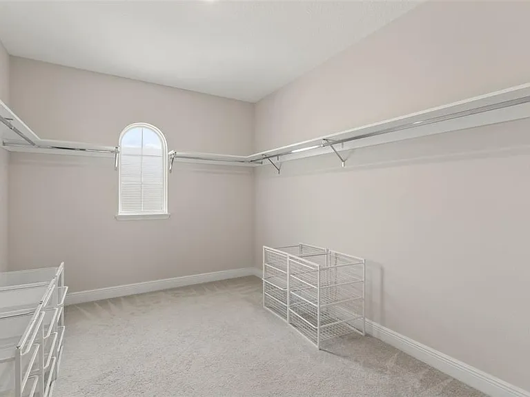 8373 Ludington Cir — Photo 31