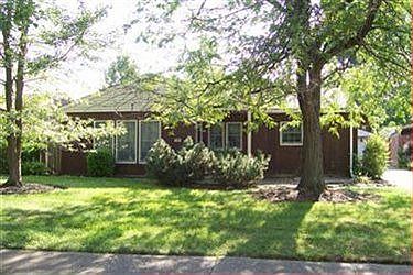 1st image of 325 Rowan Dr