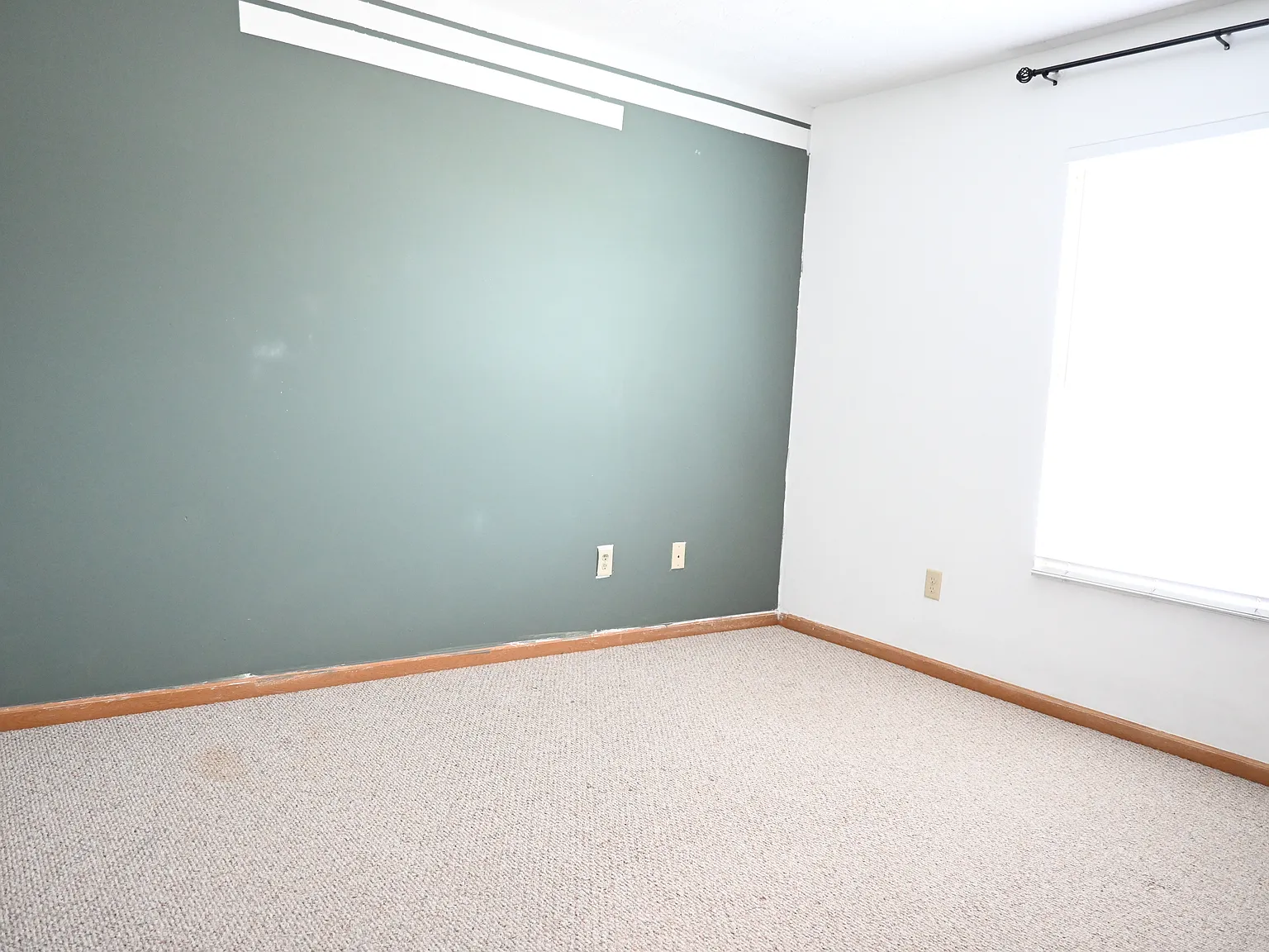 2 bed, 896 sqft, $1,525 — Photo 4