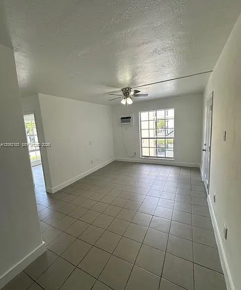 1400 S Douglas Rd #11 — Photo 12