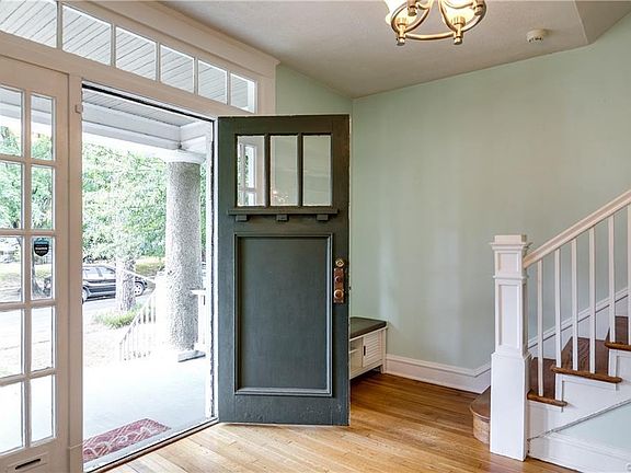 4th image of 3125 Edgewood Ave