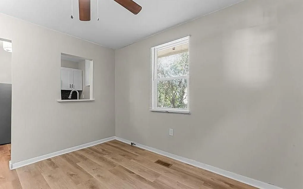 3 bed, 1026 sqft, $1,250 — Photo 3
