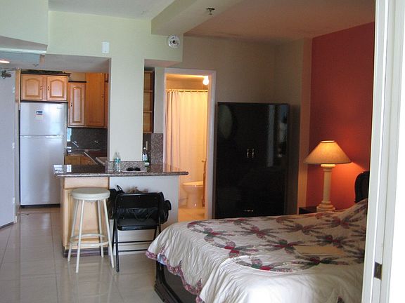 3rd image of 5445 Collins Ave APT 1129
