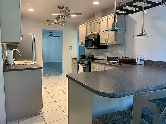 4th image of 3421 Kings Neck Dr