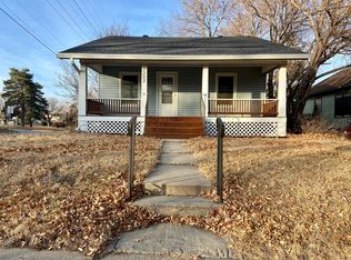 3302 W St, Lincoln, NE 68503