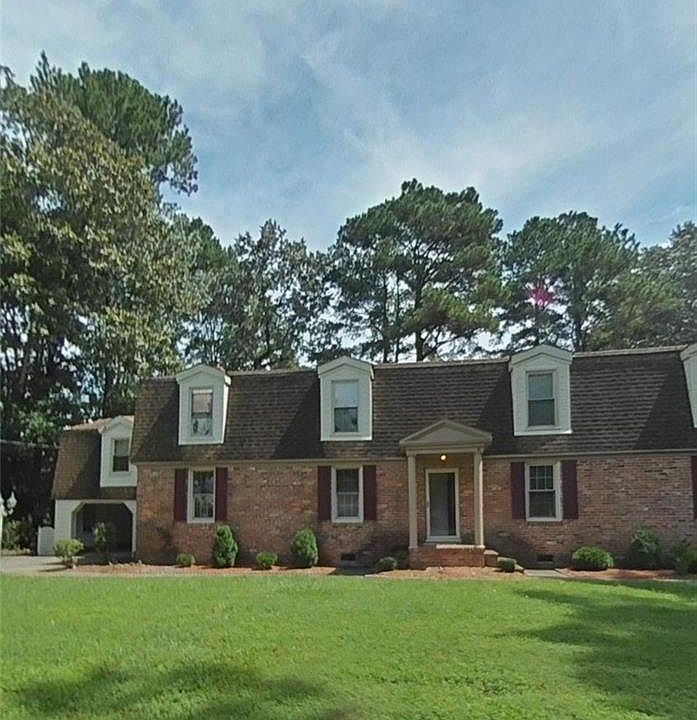 1st image of 621 Crossland Dr