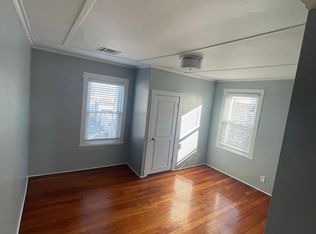 431 Kilburn St #3, Fall River, MA 02724