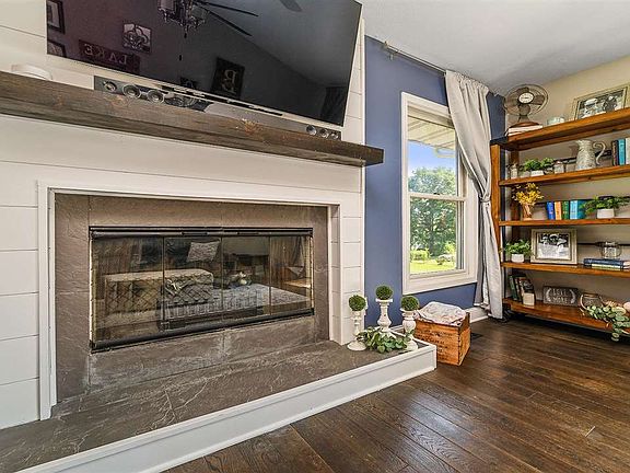5th image of 200 Brandywine Dr SE