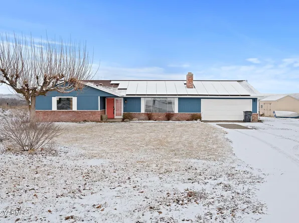 4215 McCullough Rd, Yakima, WA 98903