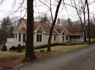 136 Naticook Rd, Merrimack, NH 03054