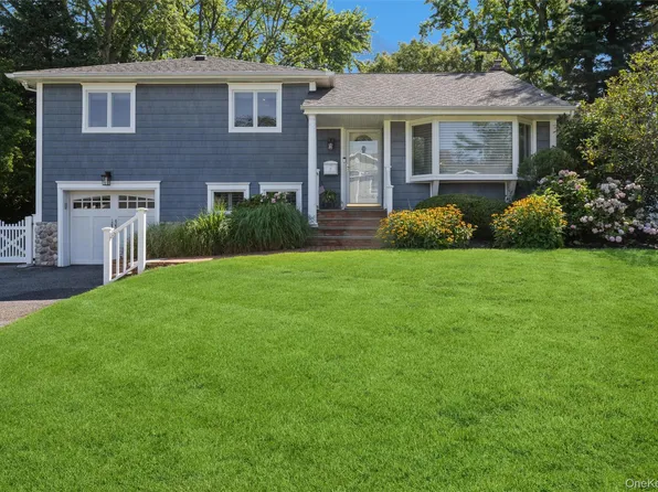 17 Duncan Lane, Huntington, NY 11743