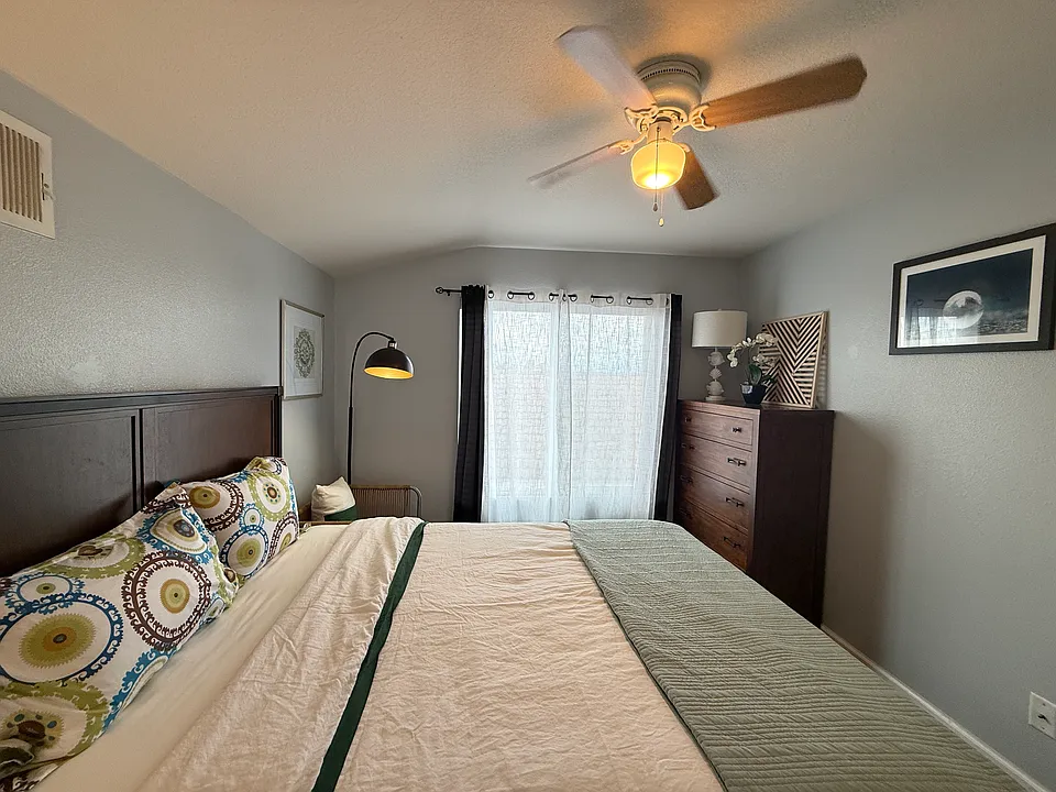 13885 Camp Rock St #2600
