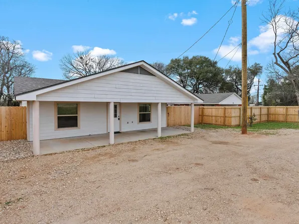 2227A Danville Rd, Kilgore, TX 75662