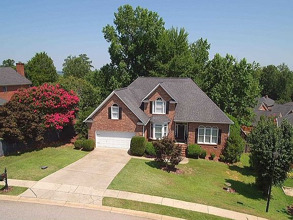 3rd image of 605 Bay Harbor Cir