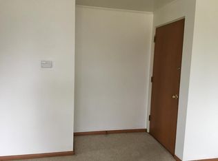 1475 Leo St APT 3, Green Bay, WI 54303