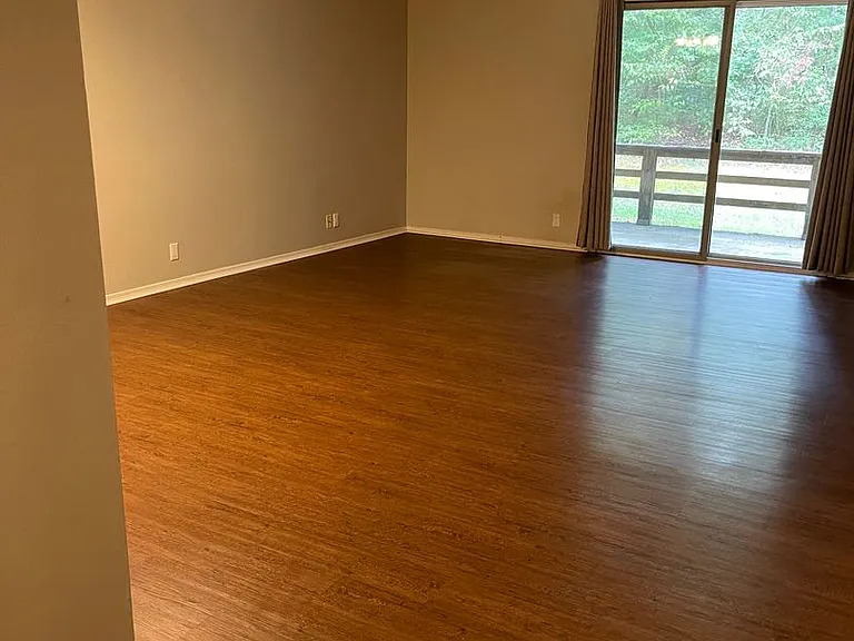 3 Lindsay Way — Photo 3