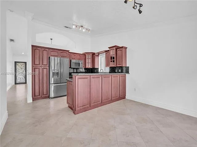 15715 SW 76th Ter — Photo 10