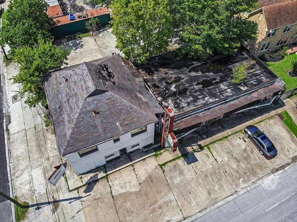 4210 Emancipation Ave, Houston, TX 77004