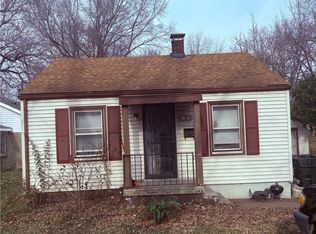 1616 E Division St, Decatur, IL 62526