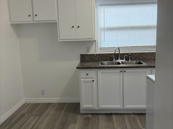 630 E Sunrise Blvd APT 4