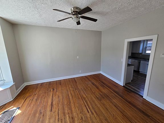 5th image of 533 Fairwood Ave