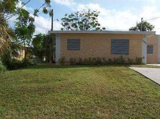 1125 W 26th St, Riviera Beach, FL 33404