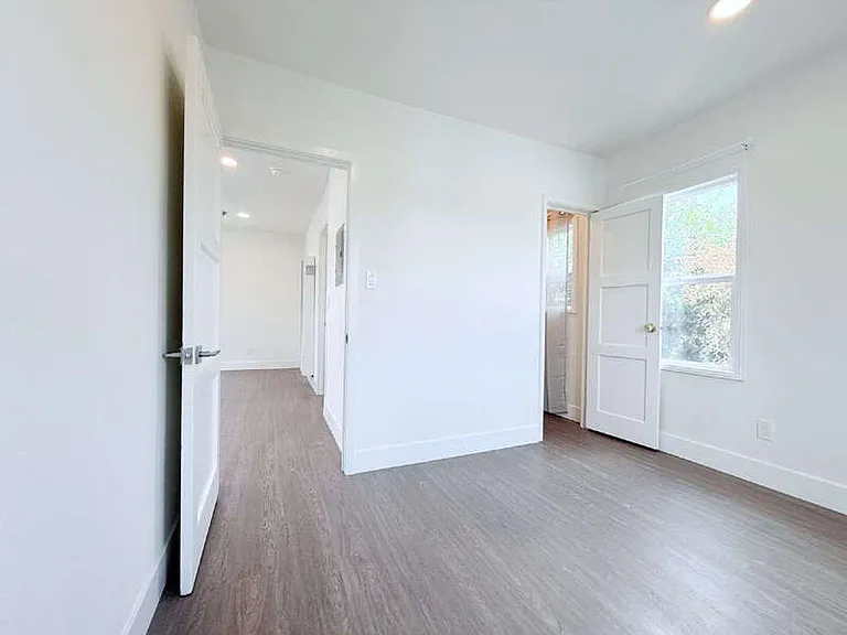 6509 State St #A — Photo 13