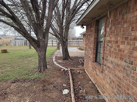 4th image of 22 NW Valleybrook Dr