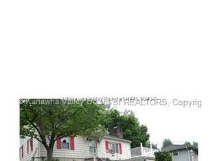 156 Orchard Ave, Elkview, WV 25071